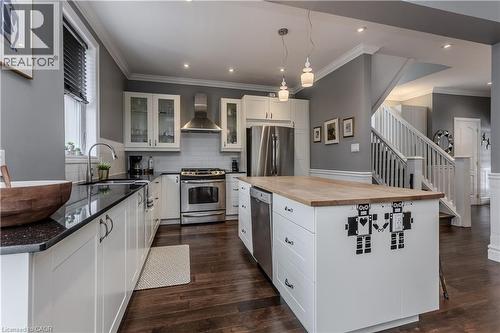 8 Mapleside Avenue, Hamilton, ON - Indoor Photo Showing Kitchen With Double Sink With Upgraded Kitchen