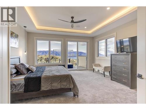 5442 Upper Mission Drive, Kelowna, BC - Indoor Photo Showing Bedroom