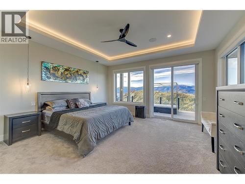 5442 Upper Mission Drive, Kelowna, BC - Indoor Photo Showing Bedroom