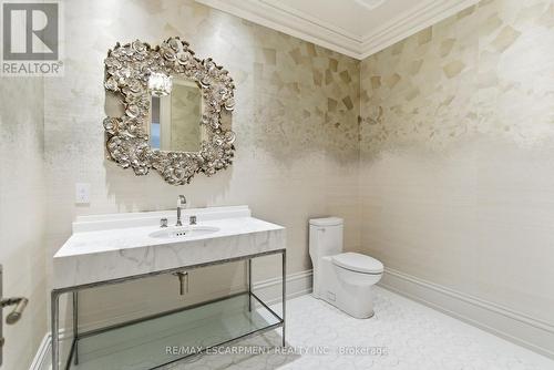 3320 Guelph Line, Burlington, ON - Indoor Photo Showing Bathroom