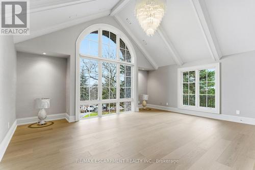 3320 Guelph Line, Burlington, ON - Indoor