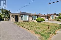 60 FRANKTON CRESCENT  Toronto, ON M3J 1C1