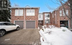 3 LANCEWOOD CRESCENT  Brampton, ON L6S 5Y6