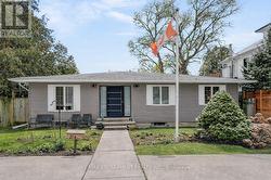 LOWER - 214 MAIN STREET E Grimsby, ON L3M 1P6