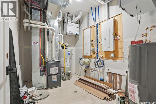 1218 11Th Street E, Saskatoon, SK - Indoor