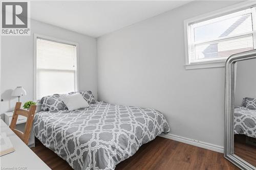 36 Blair Avenue, Hamilton, ON - Indoor Photo Showing Bedroom