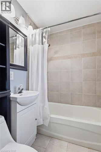 36 Blair Avenue, Hamilton, ON - Indoor Photo Showing Bathroom