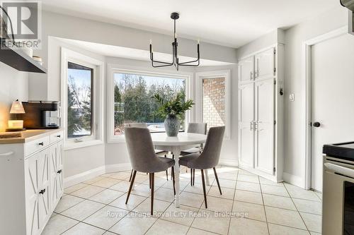5749 Second Line E, Guelph/Eramosa, ON - Indoor Photo Showing Dining Room