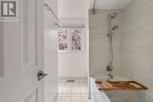 161 Riverview Street, Oakville, ON - Indoor Photo Showing Bathroom