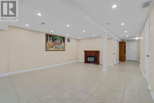 6431 Tenth Line W, Mississauga, ON - Indoor Photo Showing Other Room
