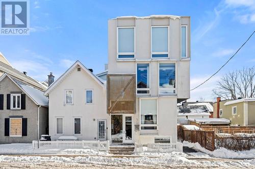 102 - 59 PERCY STREET  Ottawa, ON K1R 6C4