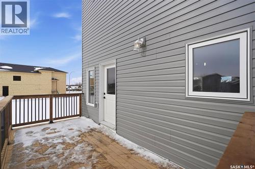 442 Kinloch Crescent, Saskatoon, SK - Outdoor With Deck Patio Veranda With Exterior