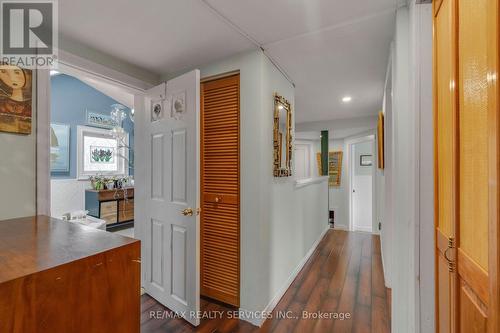 939 Beach Boulevard, Hamilton, ON - Indoor Photo Showing Other Room