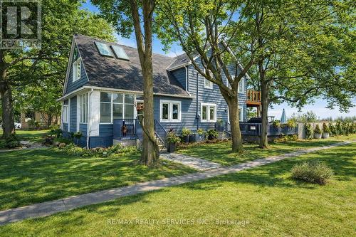 939 Beach Boulevard, Hamilton, ON - Outdoor