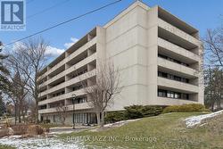 102 - 120 ELGIN STREET W  Oshawa (O'Neill), ON L1G 1S7
