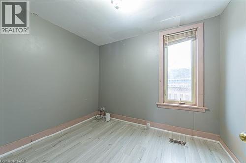 164 Lancaster Street E, Kitchener, ON - Indoor Photo Showing Other Room