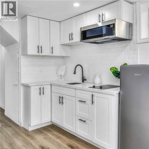 608 Woolgrass Avenue Unit# Lower, Waterloo, ON - Indoor Photo Showing Kitchen