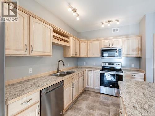 61 WYVERN AVENUE  Whitehorse, YT Y1A 0T6