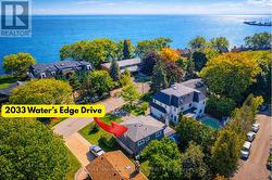 2033 WATER'S EDGE DRIVE  Oakville, ON L6L 1A3