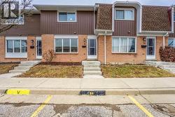 82 FINCH DRIVE Unit# 28  Sarnia, ON N7S 4T8
