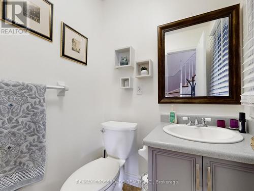 64 Sable Crescent, Whitby, ON - Indoor Photo Showing Bathroom