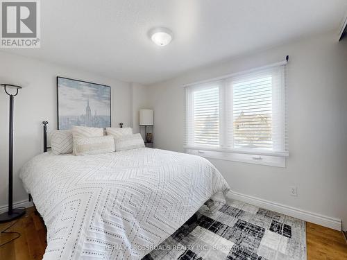 64 Sable Crescent, Whitby, ON - Indoor Photo Showing Bedroom