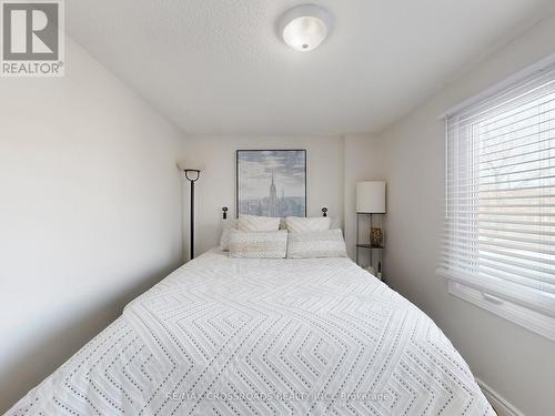 64 Sable Crescent, Whitby, ON - Indoor Photo Showing Bedroom