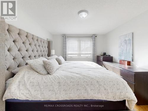64 Sable Crescent, Whitby, ON - Indoor Photo Showing Bedroom