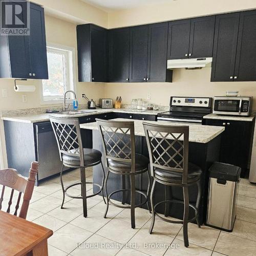 37 Milson Crescent, Essa, ON - Indoor Photo Showing Kitchen