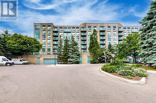 110 - 3 ELLESMERE STREET  Richmond Hill, ON L4B 4N2
