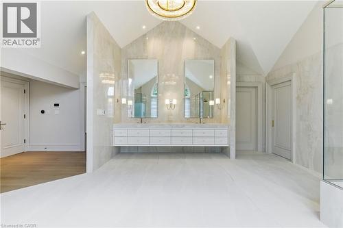 3320 Guelph Line, Burlington, ON - Indoor Photo Showing Other Room