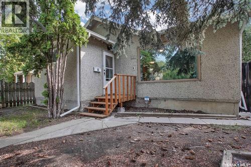 226 N AVENUE S  Saskatoon, SK S7M 2M9