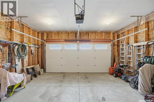 132 Forsey Avenue, Saskatoon, SK - Indoor Photo Showing Garage