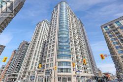 202 - 195 BESSERER STREET  Ottawa, ON K1N 0B6