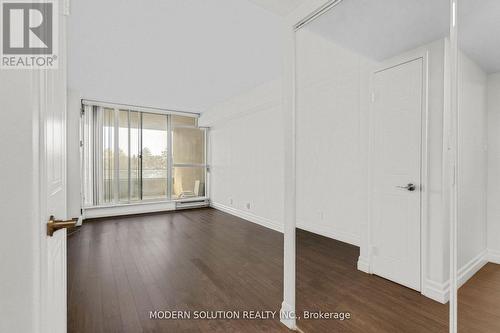 426 - 32 Clarissa Drive, Richmond Hill, ON - Outdoor With Balcony With Exterior