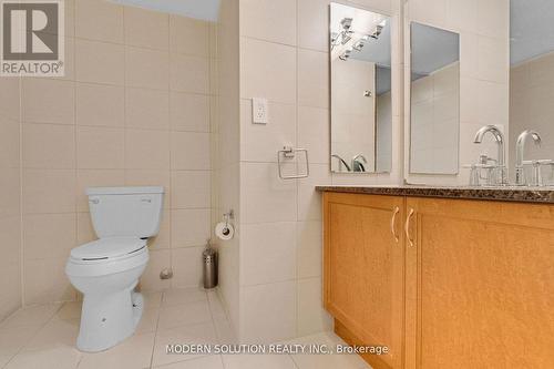 426 - 32 Clarissa Drive, Richmond Hill, ON - Indoor Photo Showing Other Room
