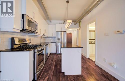 15 Devitt Avenue S Unit# 302, Waterloo, ON - Indoor Photo Showing Kitchen With Upgraded Kitchen