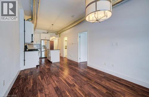 15 Devitt Avenue S Unit# 302, Waterloo, ON - Indoor Photo Showing Kitchen
