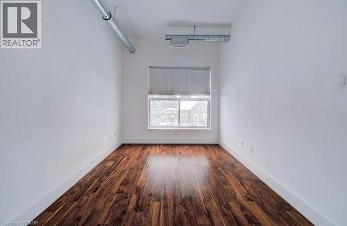 15 Devitt Avenue S Unit# 302, Waterloo, ON - Indoor Photo Showing Other Room