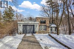 59 PARK Road S Grimsby, ON L3M 4E7