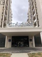 85 ROBINSON Street Unit# 510  Hamilton, ON L8P 0B9