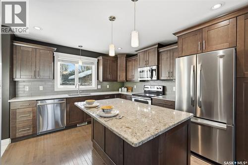 2129 Coy Avenue, Saskatoon, SK - Indoor Photo Showing Kitchen With Upgraded Kitchen