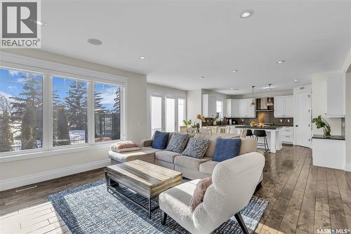438 Horlick Manor, Saskatoon, SK - Indoor Photo Showing Living Room