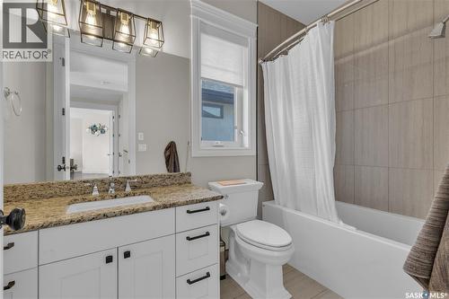 438 Horlick Manor, Saskatoon, SK - Indoor Photo Showing Bathroom