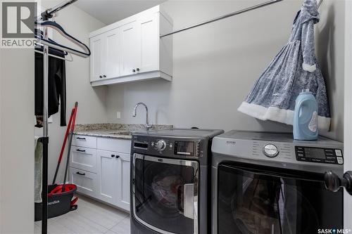 438 Horlick Manor, Saskatoon, SK - Indoor Photo Showing Laundry Room