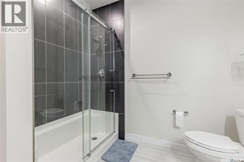 438 Horlick Manor, Saskatoon, SK - Indoor Photo Showing Bathroom