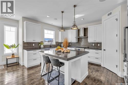 438 Horlick Manor, Saskatoon, SK - Indoor Photo Showing Kitchen With Upgraded Kitchen