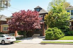 287 GRAHAM AVENUE S  Hamilton, ON L8K 2M7