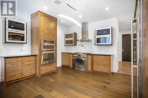 16 - 433 Hyde Park Road, London North (North P), ON - Indoor Photo Showing Kitchen With Stainless Steel Kitchen
