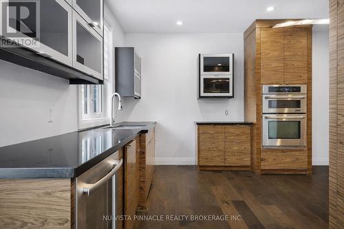 16 - 433 Hyde Park Road, London North (North P), ON - Indoor Photo Showing Kitchen